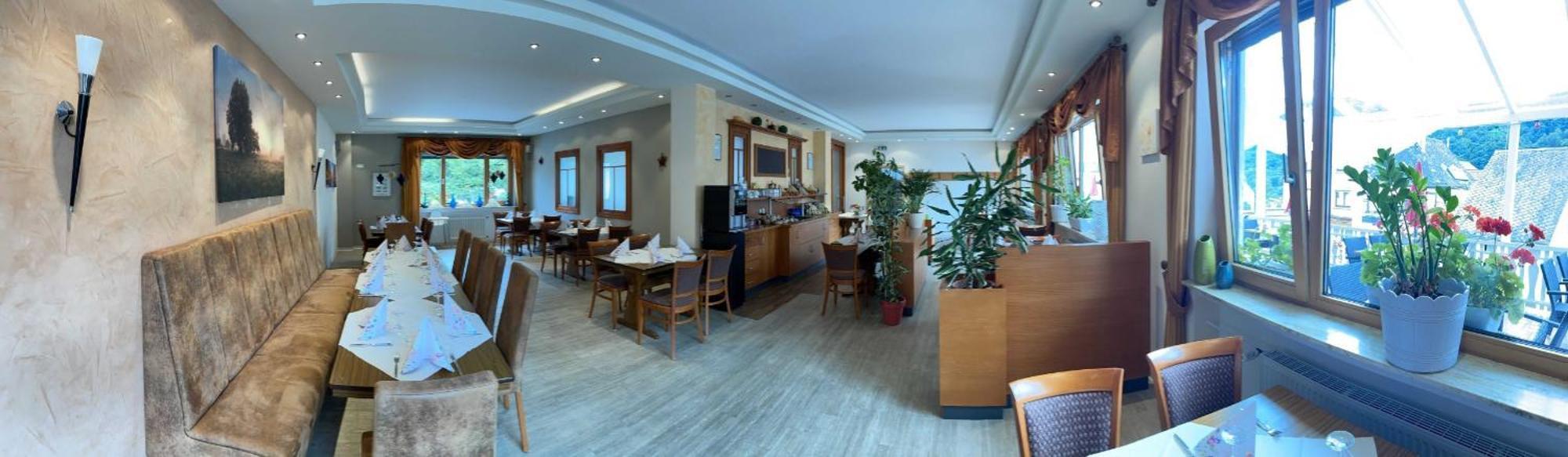 Hotel Zur Mosel Minheim ภายนอก รูปภาพ