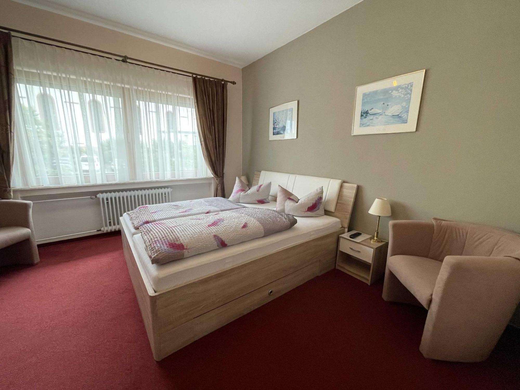 Hotel Zur Mosel Minheim ภายนอก รูปภาพ